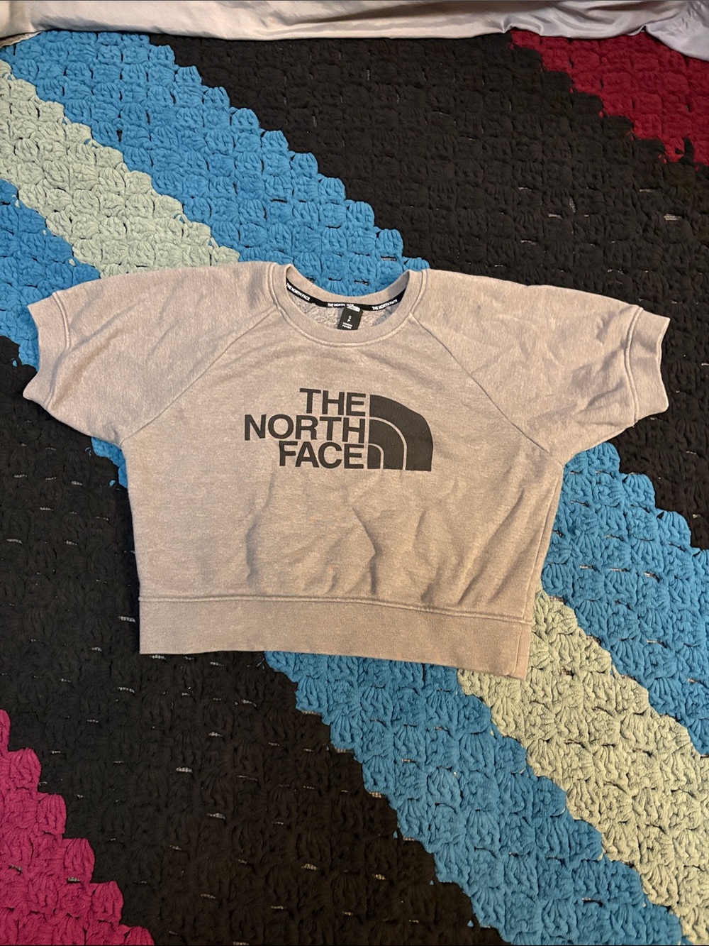 Cropped The North Face Sweatshirt